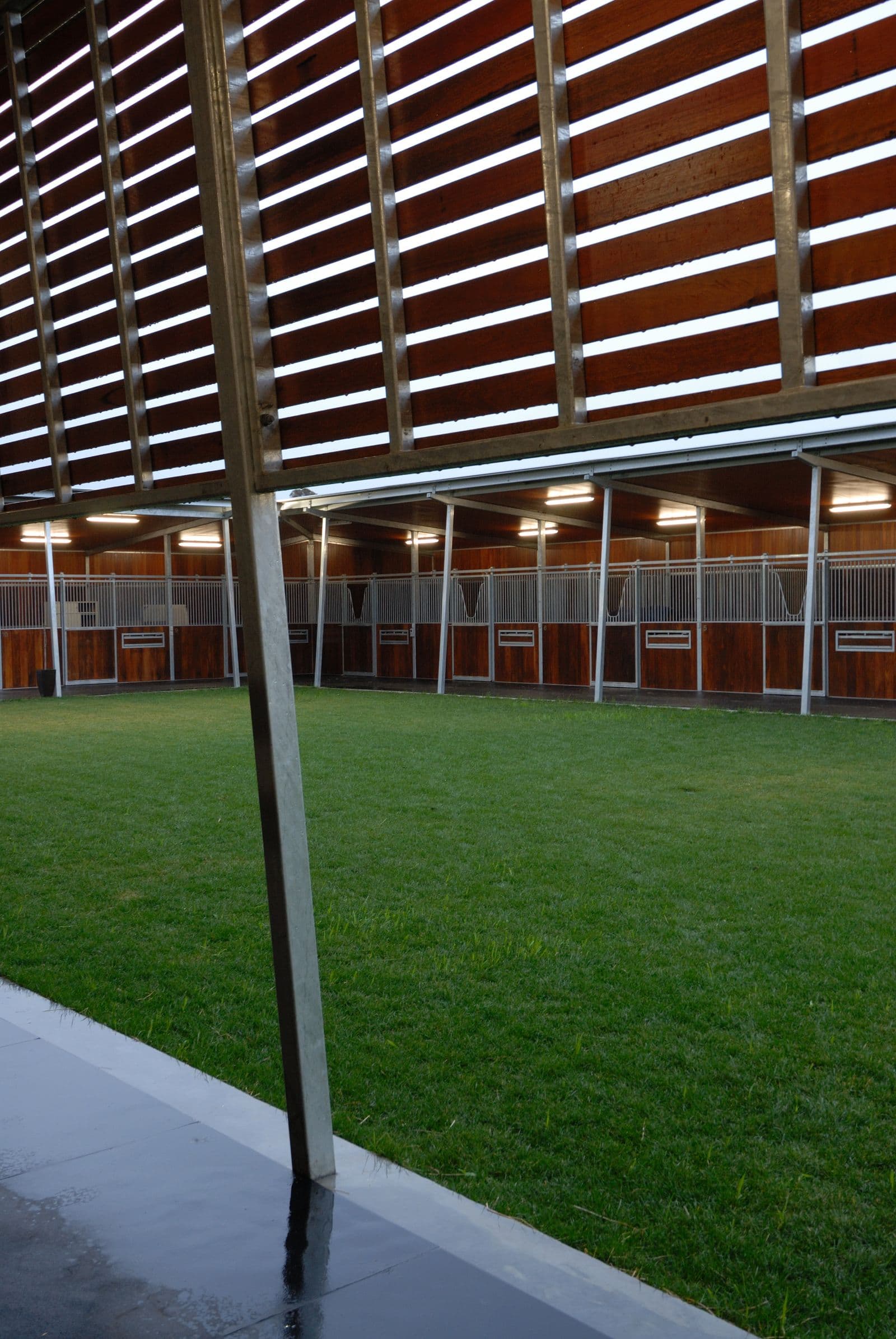 Boneo Park Equestrian Centre, image 4