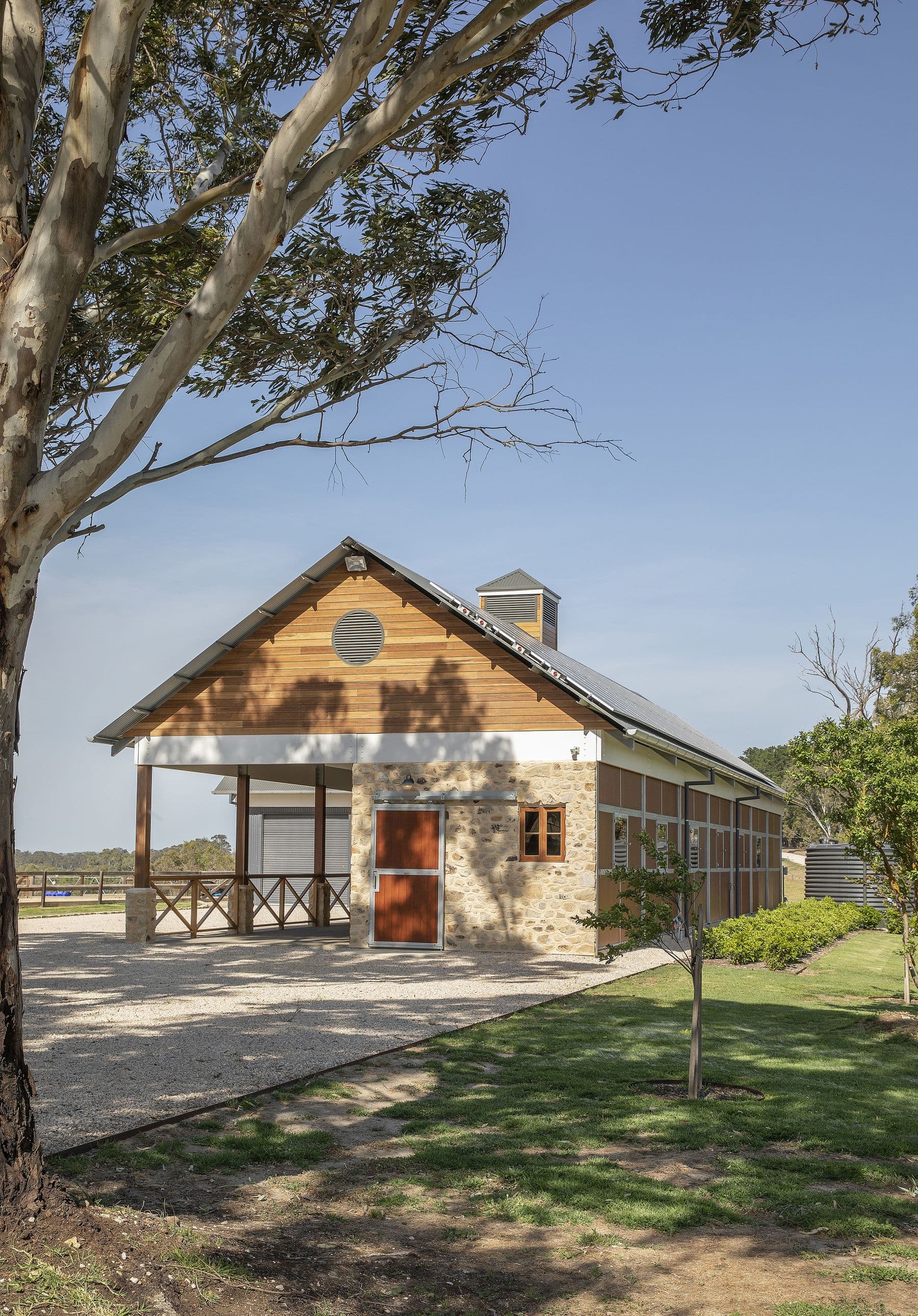 Jones Road Stables, image 9